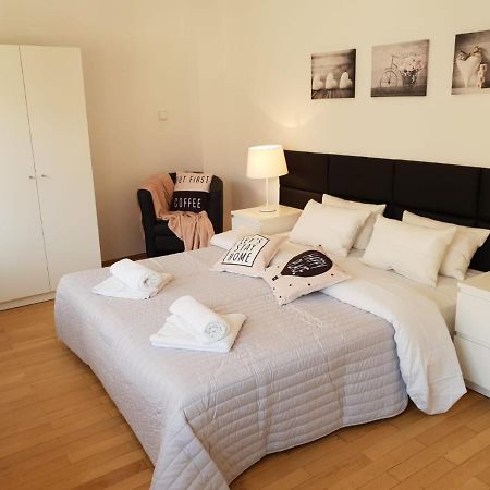 Golden Apartments With Lift - Old Town كراكوفيا المظهر الخارجي الصورة