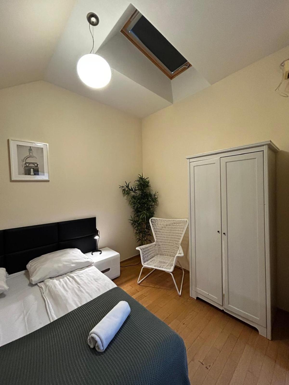 Golden Apartments With Lift - Old Town كراكوفيا المظهر الخارجي الصورة