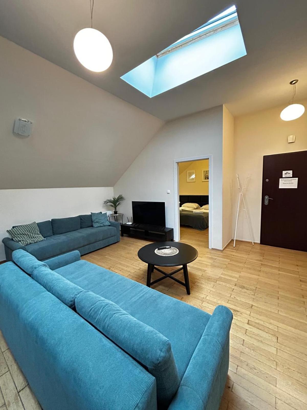 Golden Apartments With Lift - Old Town كراكوفيا المظهر الخارجي الصورة