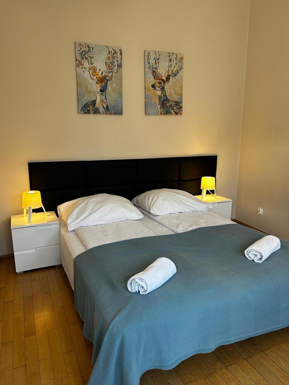 Golden Apartments With Lift - Old Town كراكوفيا المظهر الخارجي الصورة