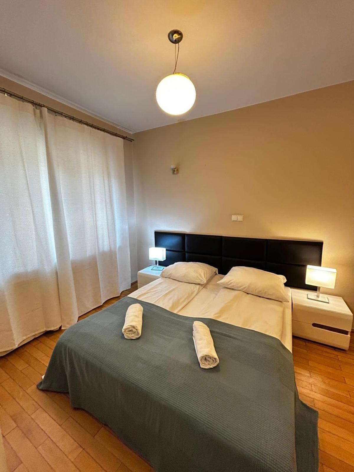 Golden Apartments With Lift - Old Town كراكوفيا المظهر الخارجي الصورة